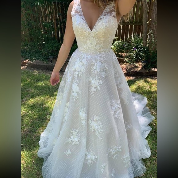 Maggie Sottero Dresses & Skirts - New wedding dress